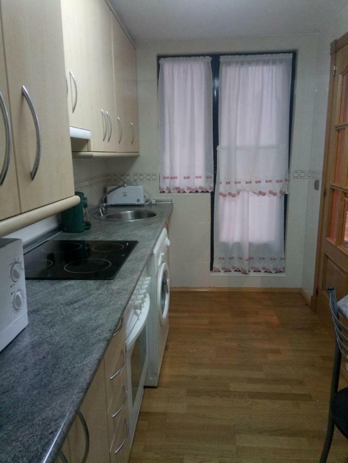 Appartement Alojamiento Sala Balust à Salamanque Extérieur photo